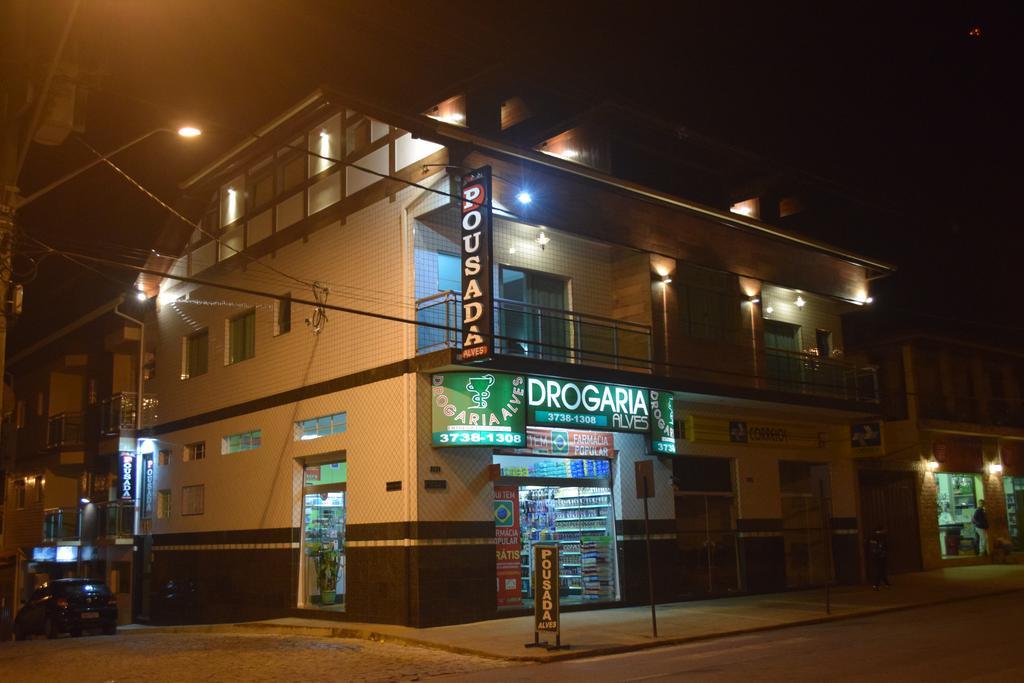Pousada Alves São Brás do Suaçuí Esterno foto